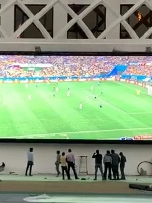 Outdoor Wall Mount LED Screen